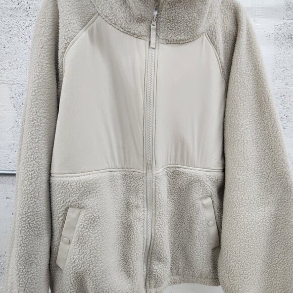 NWT Blogilates Women's Campfire Fleece Full Zip Jacket - Light Taupe XL - Picture 2 of 12